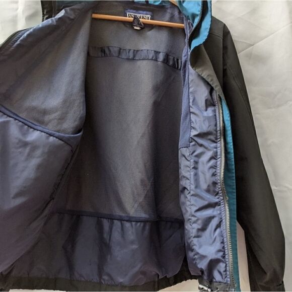 Lands' End jacket  - Picture 7 of 8